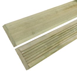 Comment réaliser une terrasse en bois sur de la terre