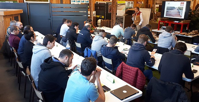 Formation sur le DTU 51.4 terrasse bois avec des artisans poseurs